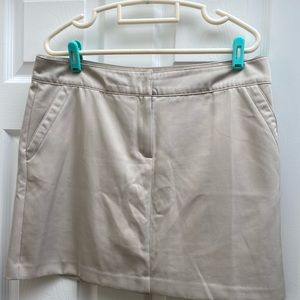 Izod golf woman’s beige skorts size 12